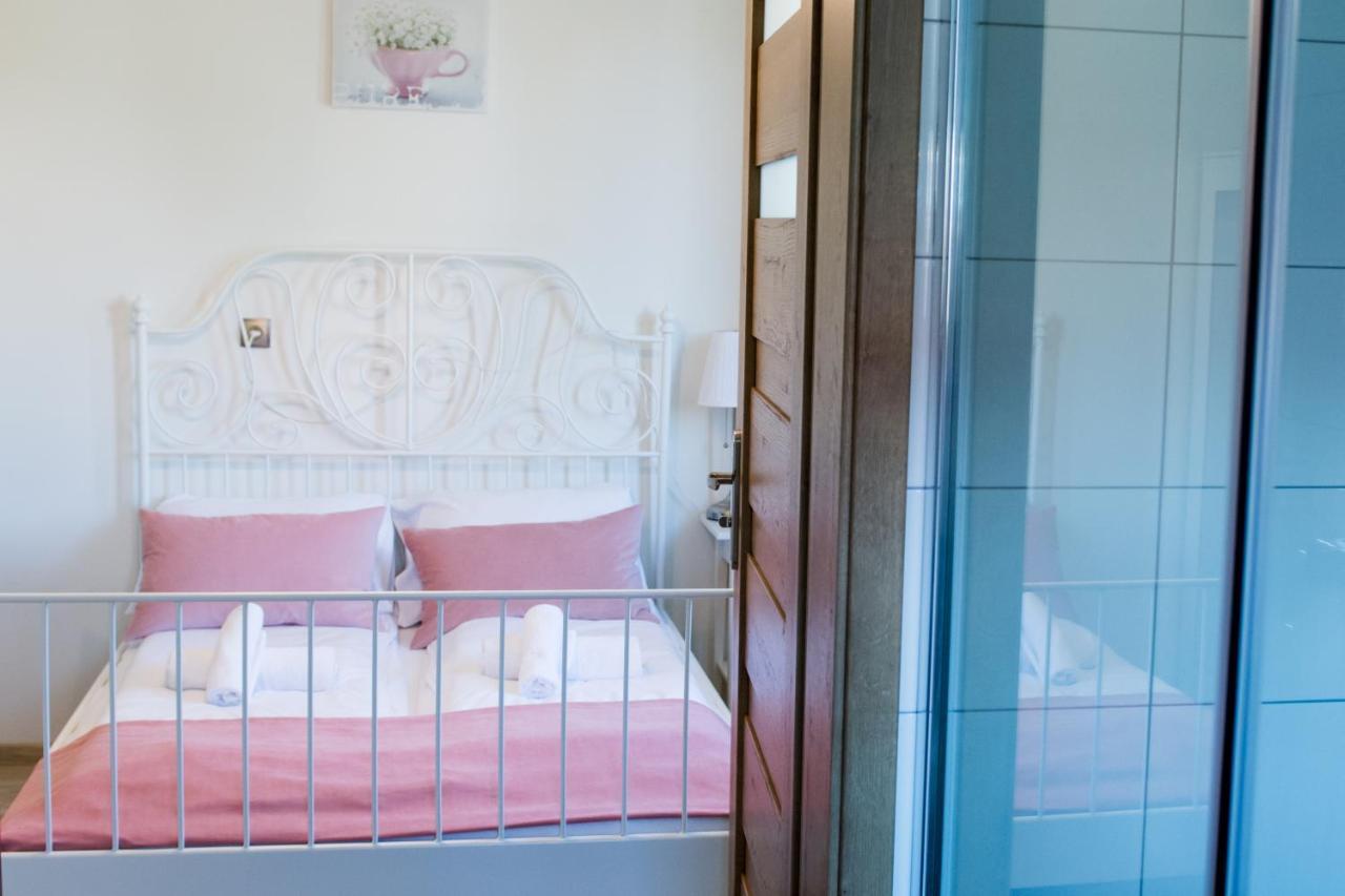 Harmony Hostel Затор Экстерьер фото