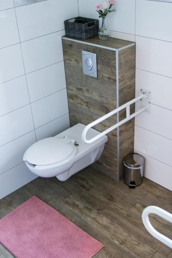 Harmony Hostel Затор Экстерьер фото
