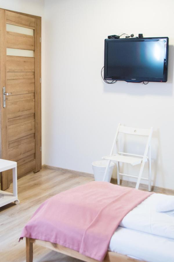 Harmony Hostel Затор Экстерьер фото