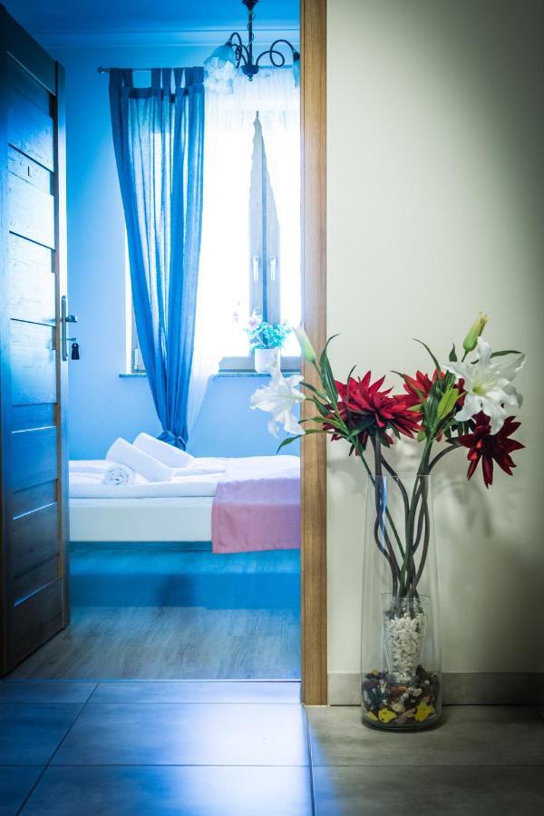 Harmony Hostel Затор Экстерьер фото