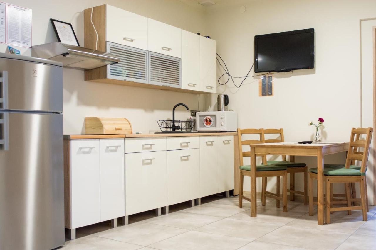 Harmony Hostel Затор Экстерьер фото